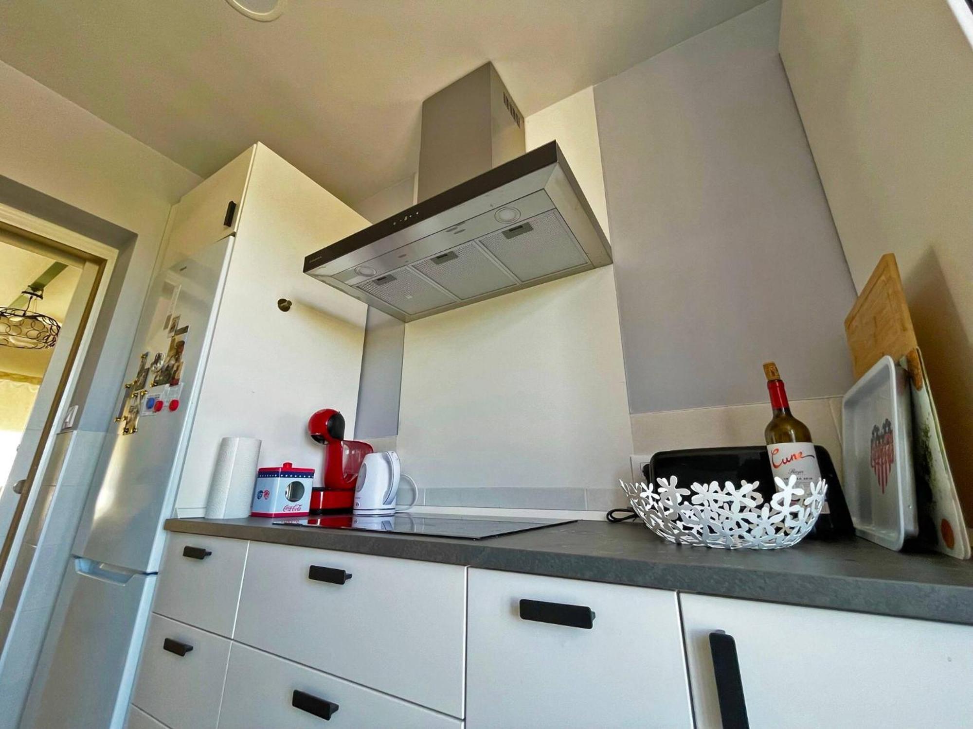 Apartamento Tio Pepe - Ole Solutions เฮเรซ เด ลาฟรอนเตรา ภายนอก รูปภาพ