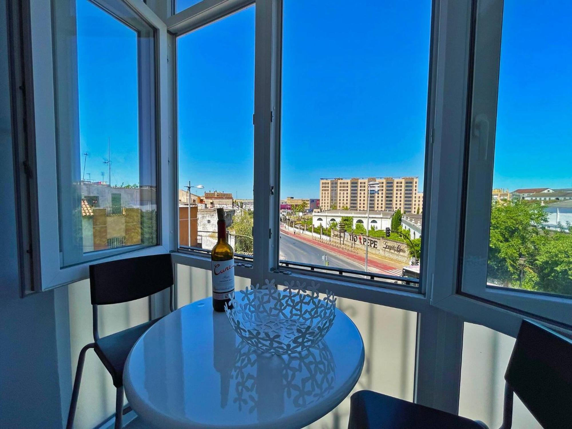 Apartamento Tio Pepe - Ole Solutions เฮเรซ เด ลาฟรอนเตรา ภายนอก รูปภาพ